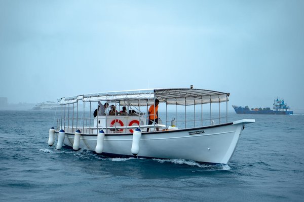 Comment organiser une croisière dans les îles grecques sans touristes?